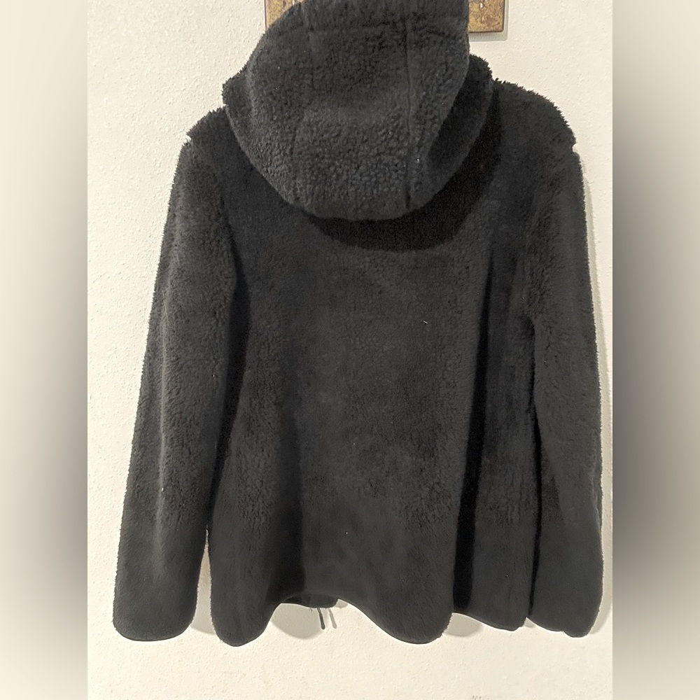 Reebok Women's Black Zip Up Teddy Hoodie Fleece Jacket with Pockets